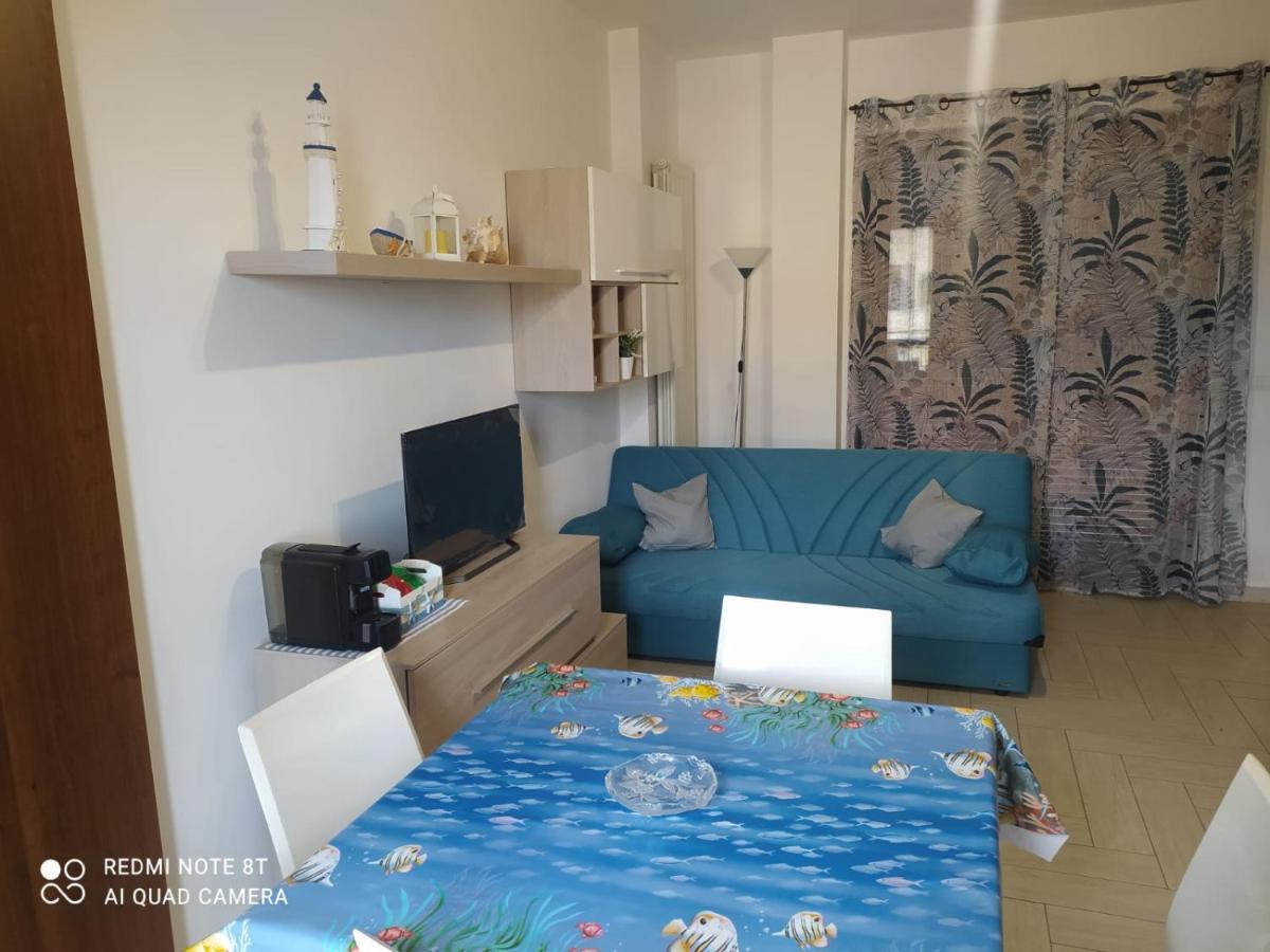 Casa Vacanza Indaco Fiumicino Ngoại thất bức ảnh